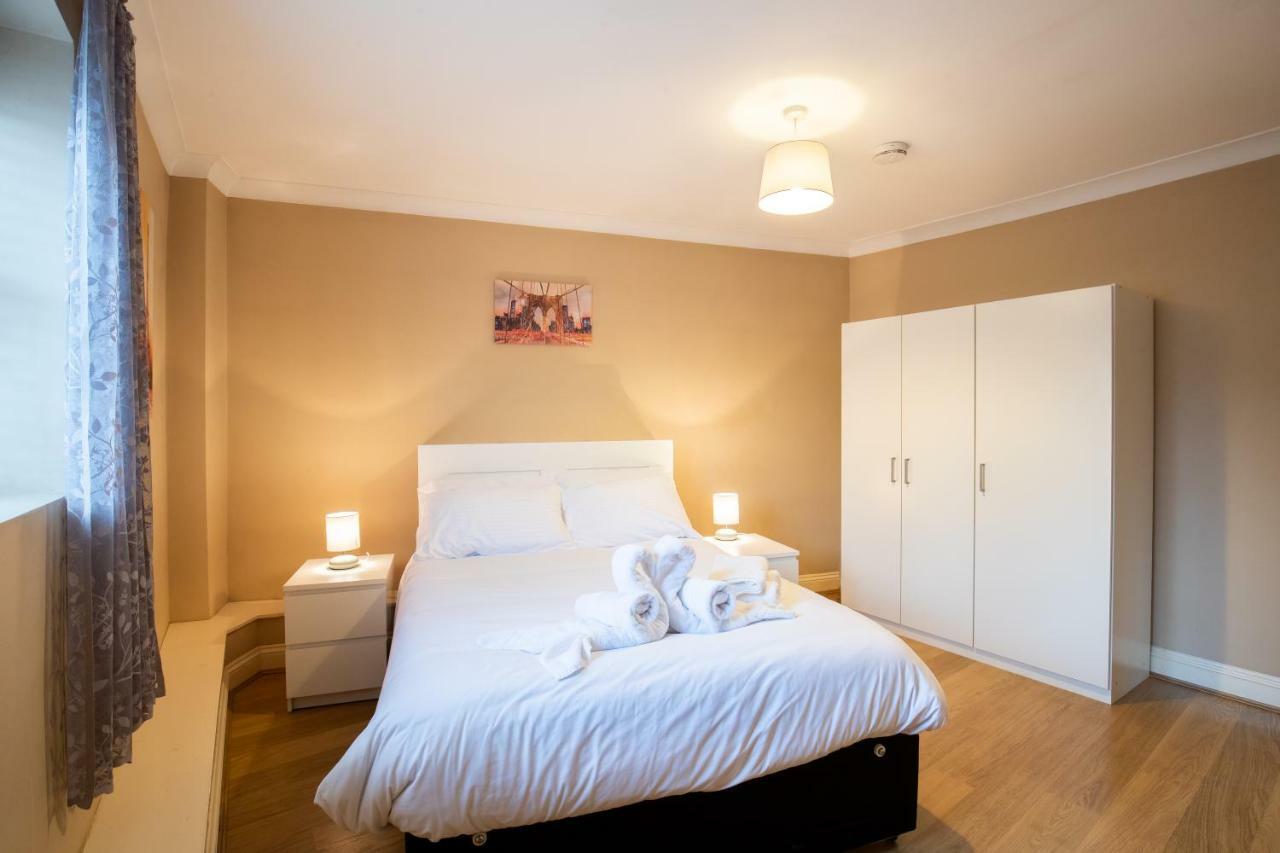 Apartamento Spacious 2Br Flat In Stansted Stansted Mountfitchet Exterior foto