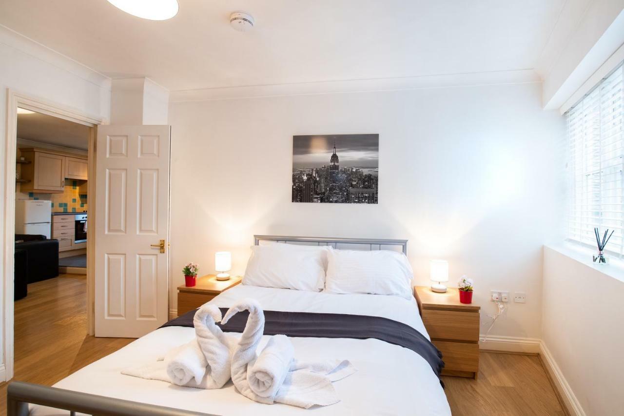Apartamento Spacious 2Br Flat In Stansted Stansted Mountfitchet Exterior foto
