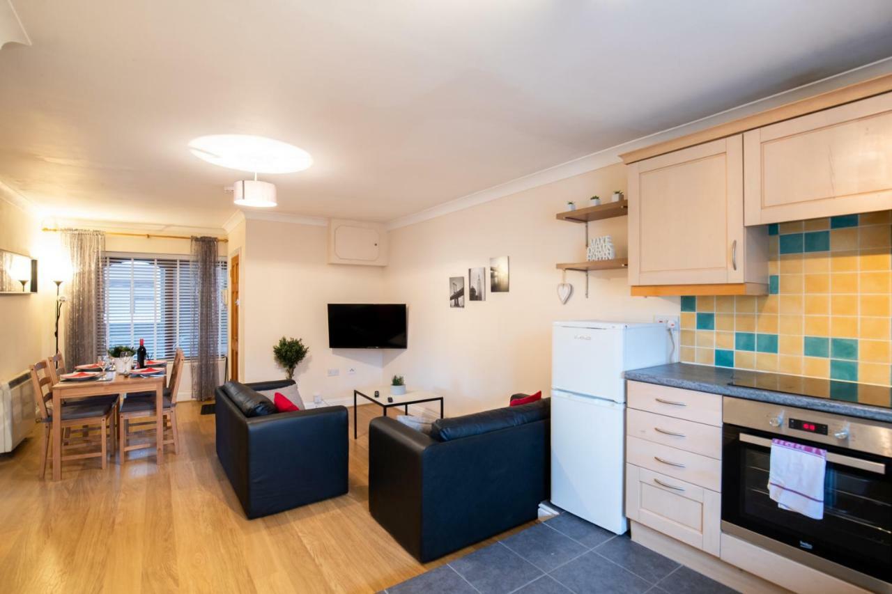 Apartamento Spacious 2Br Flat In Stansted Stansted Mountfitchet Exterior foto